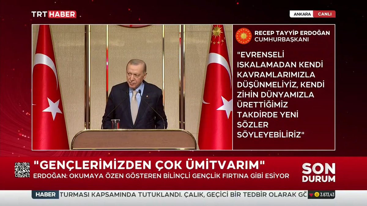 Cumhurbaşkanı Erdoğan: Başarılarıyla göğsümüzü kabartan Teknofest neslinin gümbür gümbür geldiğini görüyorum. Bu gençleri gördükçe de Türkiye'nin geleceğinin çok daha aydınlık, çok daha müreffeh olacağından hiç şüphe duymuyorum.