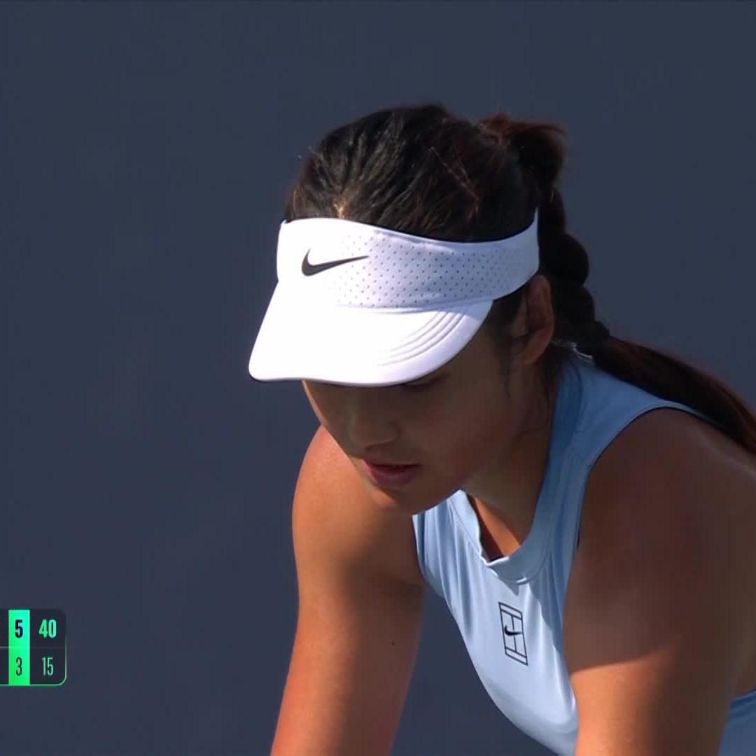 For the second time in her career, Emma Raducanu has won four matches at a WTA level tournament: - 2021 US Open - 2025 Miami Round 2, can u? 🤞