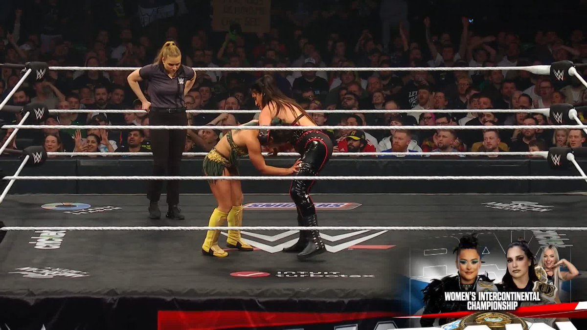 Who ya got in our Women's #ICTitle Match on #WWERaw?!
