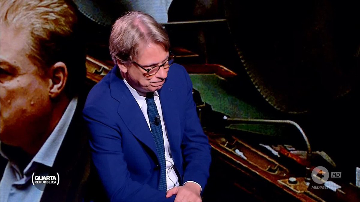 "Io sono rimasto alla cultura woke, penso che a una donna non ci si avvicina, tutta la scena è ai miei occhi scorretta. Conosco bene Prodi e penso che stia soffrendo come una bestia perchè lui sa che doveva chiedere scusa." #Mieli #Prodi #quartarepubblica