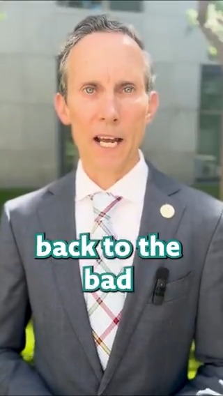 The Coalition wants to cut 36,000 public servants — 1 in 5. But they won’t say where the axe will fall 🪓 Will it hit frontline staff, bringing back Robodebt-style disasters and endless wait times? ⏳ Or will they sack half the public servants in Canberra? 🏛️🔐#auspol