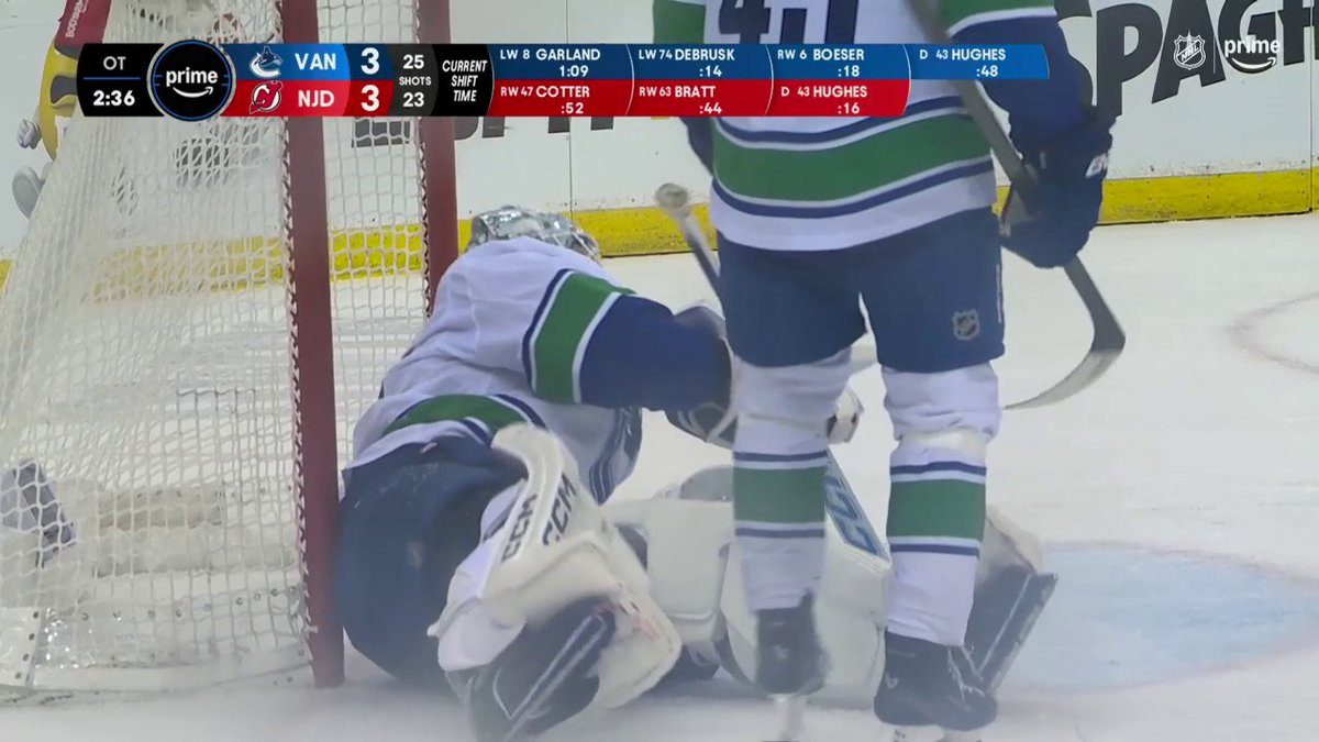 What a stop by Thatcher Demko! 🔥 We've got end-to-end action here in overtime! 🇺🇸: ESPN+ ➡️ 🇨🇦: Sports on Prime Canada ➡️
