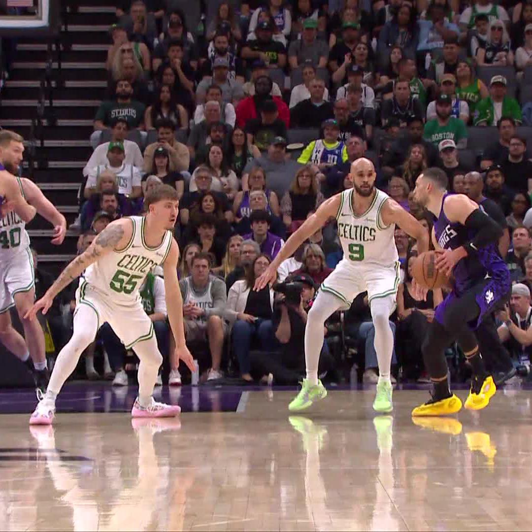 Deebo 👉 LaVine 🏹