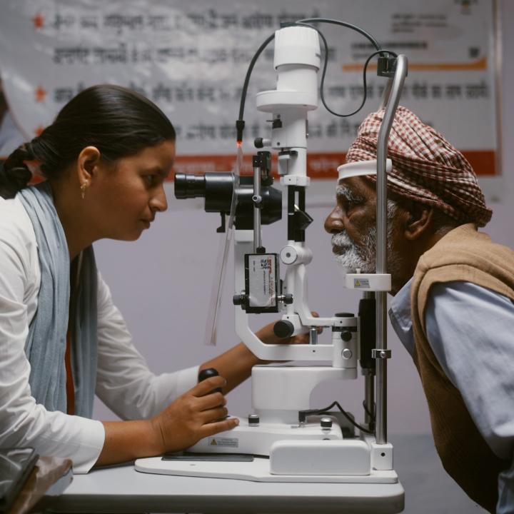 Ophthalmologist Andrew Bastawrous is helping to get vital eye care to remote communities. 10 million people in 12 countries have been screened for vision impairment and treatable conditions with tools he has developed. More on #RolexAwards #PerpetualPlanet