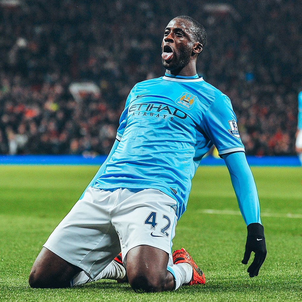 #OnThisDay in 2014, an Edin Džeko double and a Yaya Touré strike helped us to a 3-0 victory at Old Trafford! 🩵