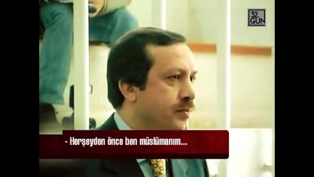 Recep Tayyip Erdoğan Neden Tutuklandı? Birand: ''Yıldızı Parlamaya Başlamış Bir Siyasetçiye Bundan Daha Büyük Bir İyilikte Düşünülmezdi. Uğradığı Mağduriyet Bu Genç Politikacıyı Siyaset Sahnesinde Birdenbire Büyüttü.'' Tamamı: