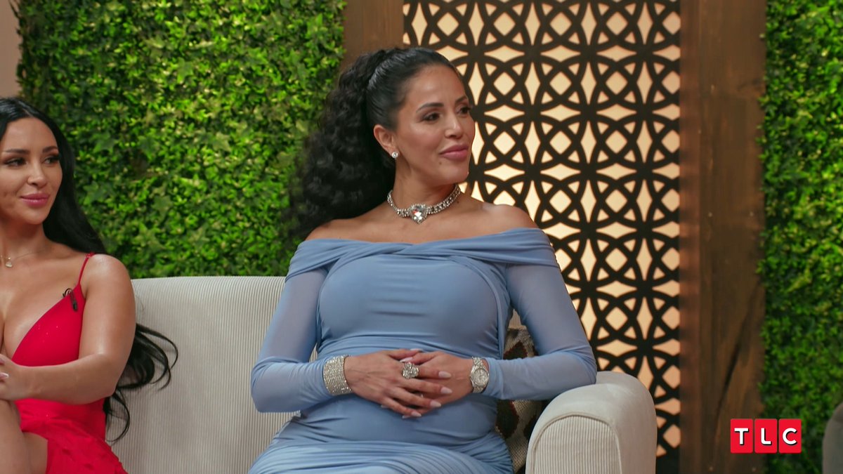 OH BABY, the gloves are off and the drama is on! 👀 Get a sneak peek at part one of #TheLastResort Tell All — premiering next Monday, March 31 at 8/7c! #90DayFiance