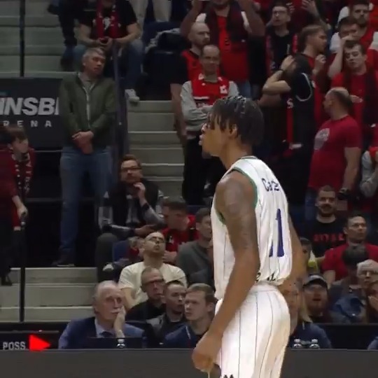 Tyson Carter is a BAD MAN. 😮💨 #BasketballCL I UnicajaCB