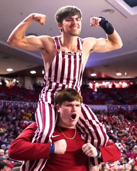 "The LNC was as loud as it's ever been." - Jennie Baranczyk Thank you, Sooner Nation. We aren't done yet ❤️
