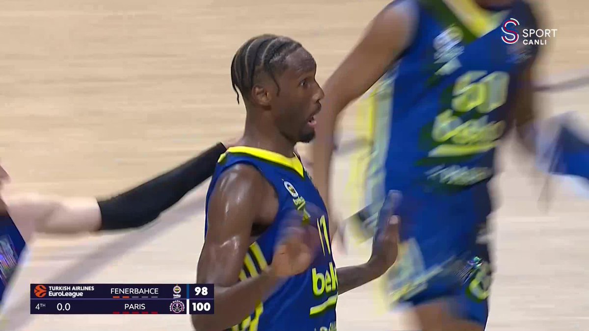 KAZANDIK KAZANDIK KAZANDIK! NIGEL HAYES DAVIS'IN MAÇI KAZANDIRAN SAYISI!
