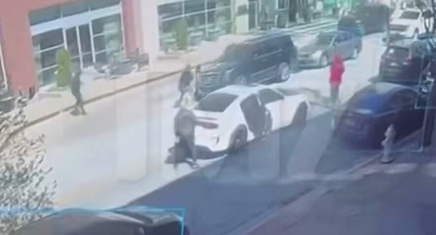Video Footage surfaces showing gunmen shooting Sauce Walka and killing Sayso P in Memphis 😳 The Suspects remain at Large