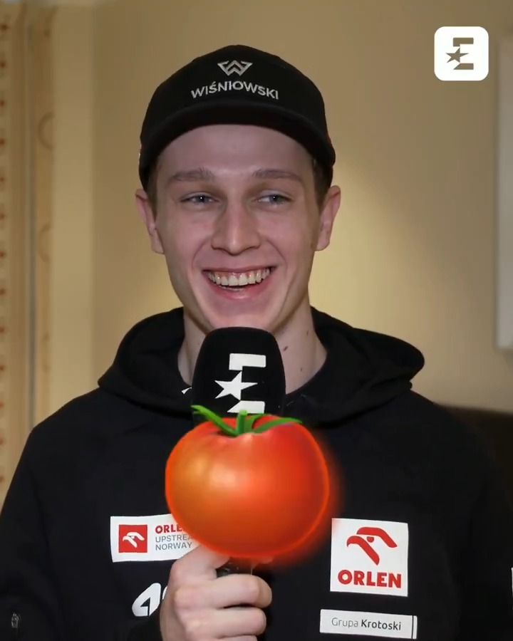 Krótka piłka: 𝐀𝐃𝐀𝐌 𝐌𝐀Ł𝐘𝐒𝐙 czy 𝐊𝐀𝐌𝐈𝐋 𝐒𝐓𝐎𝐂𝐇❓ 🧐 Odpowiadają zawodnicy, którzy wezmą udział w #RedBullSkokiwPunkt 🗣️ Jak to wygląda u was? Zawody na nowych zasadach już 5 kwietnia w Zakopanem. Transmisja w TVN 🔜 #skijumpingfamily