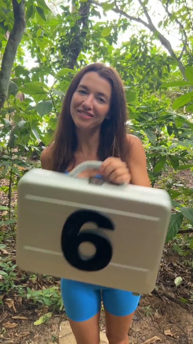 who are you passing the case to? 👀💼 don't miss the GRAND FINALE of #DealOrNoDealIsland, TONIGHT at 9/8c on NBC Entertainment and streaming next-day on Peacock! 💸🌴 #DONDI