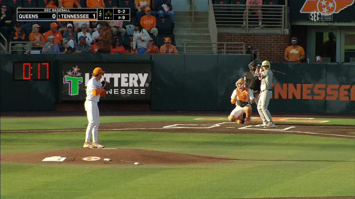 Pretty pitch from Breedlove as he strikes out the side in the second! 📺 (SECN+) #GBO // #BeatQueens