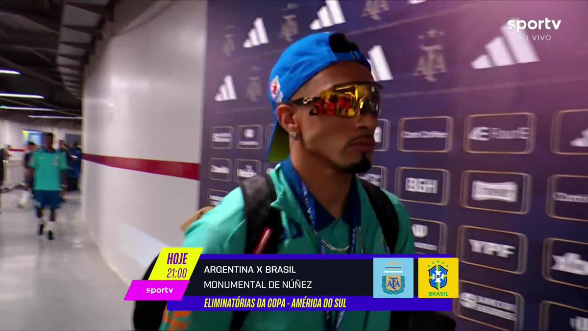 😎 Raphinha.