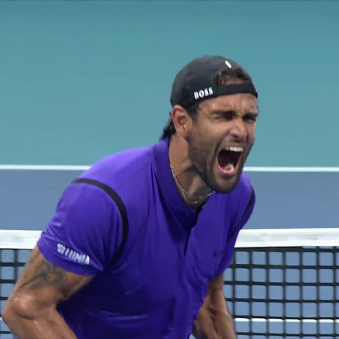 MONEY MATTEO 💰 Matteo Berrettini reaches his first Masters quarter-final since 2021 with a 6-3 7-6 win over De Minaur! #MiamiOpen