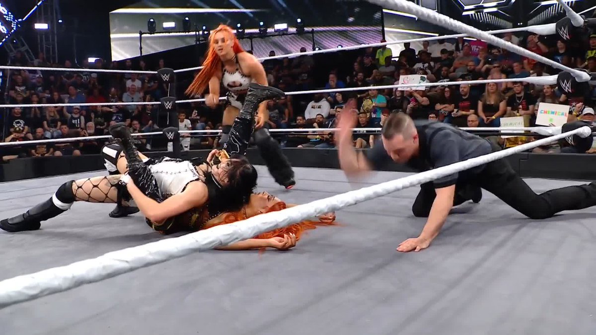What a win! 🙌 ¯\(°_o)/¯ and Pax just made a STATEMENT 😤 #WWENXT