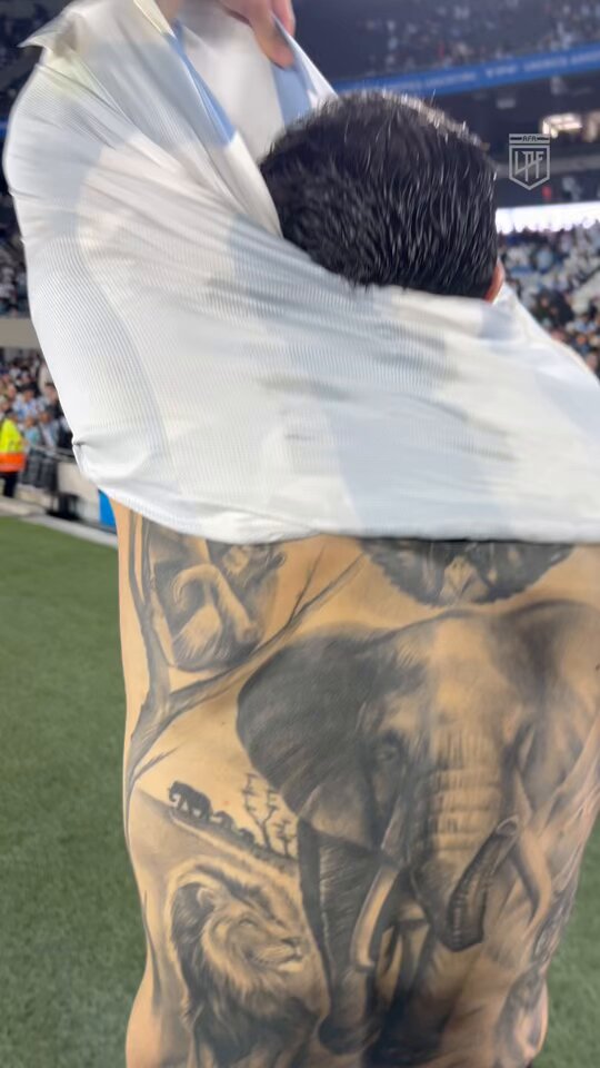 Un regalo muy especial 😍🇦🇷 ¡La 5️⃣ de Leandro Paredes!