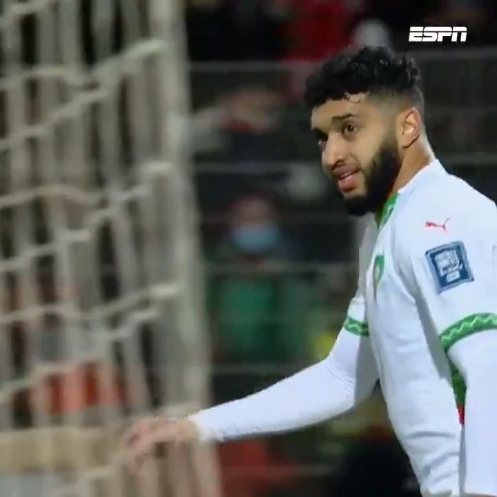Ismael Saibari scoort fraai met een listig lobje, maar staat nipt buitenspel ๐ค๐ฒ๐ฆ