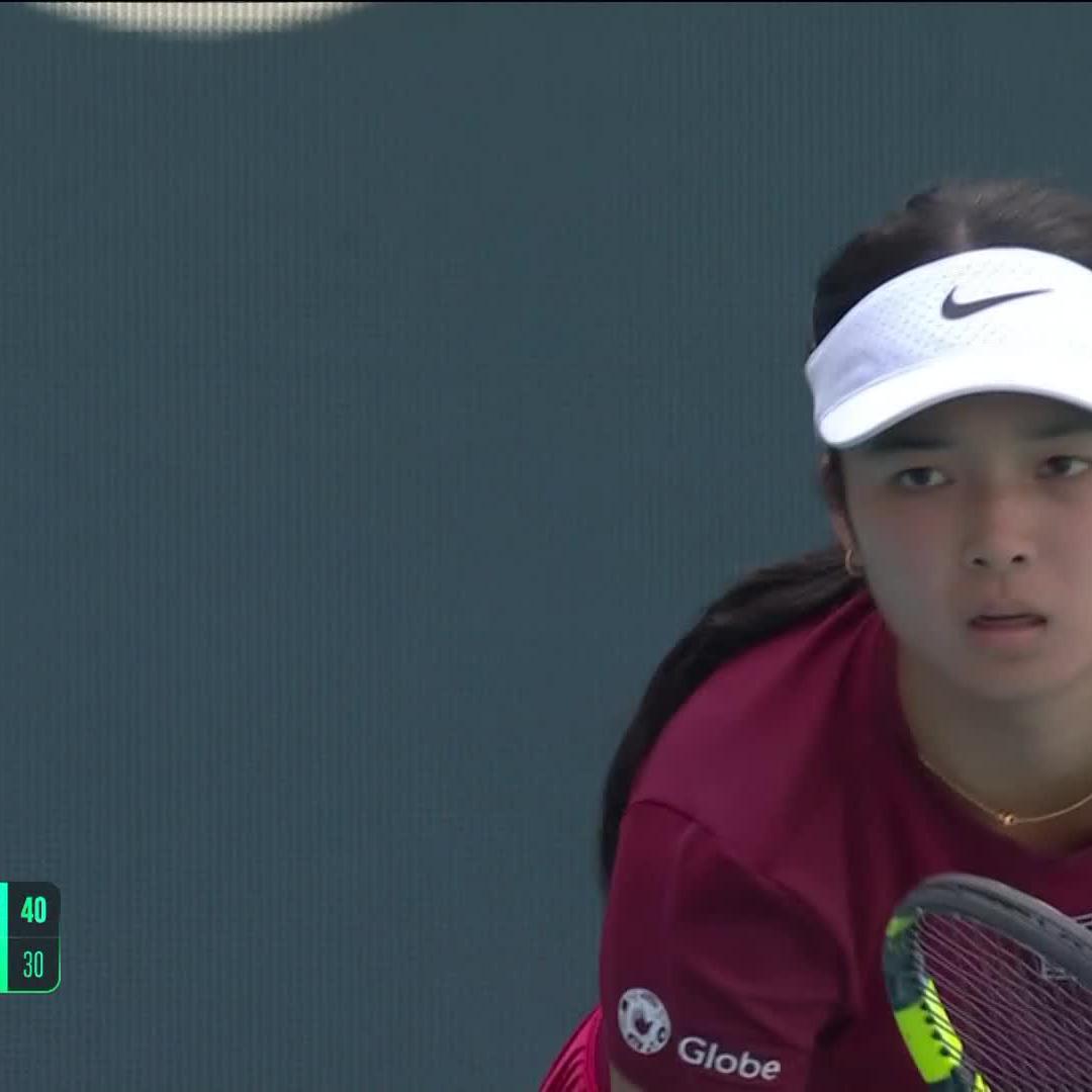 can she do it AGAIN? 👀 Eala is just one set away from defeating a third Grand Slam champion in Miami! #MiamiOpen