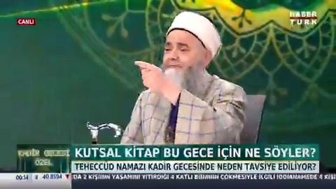 Melekler bu gece neden yeryüzüne iner? Kadir Gecesi ile ilgili hangi bilgiler çok kritik? Bu geceye özel ibadetler var mı? Cübbeli Ahmet Hoca #KadirGecesiÖzel'de anlattı.