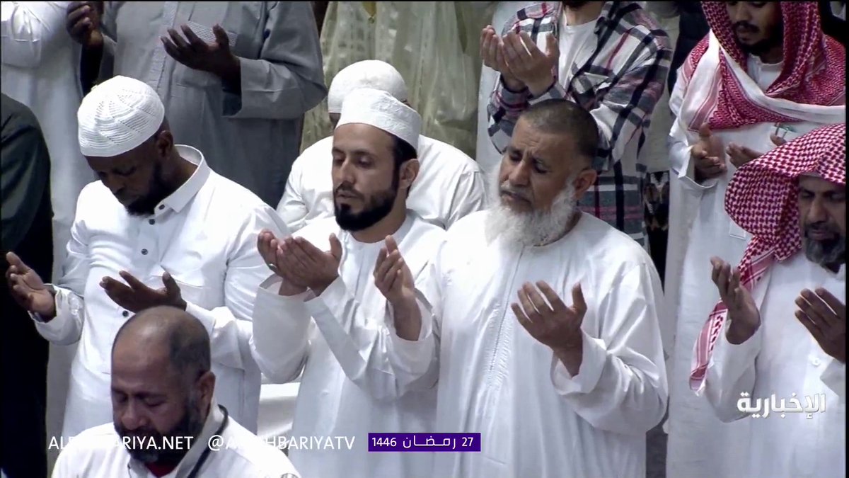 اللهم إن كانت هذه الليلة #ليلة_القدر ؛ فاجعل لنا من خيرها أوفر الحظ والنصيب . #ليلة_27
