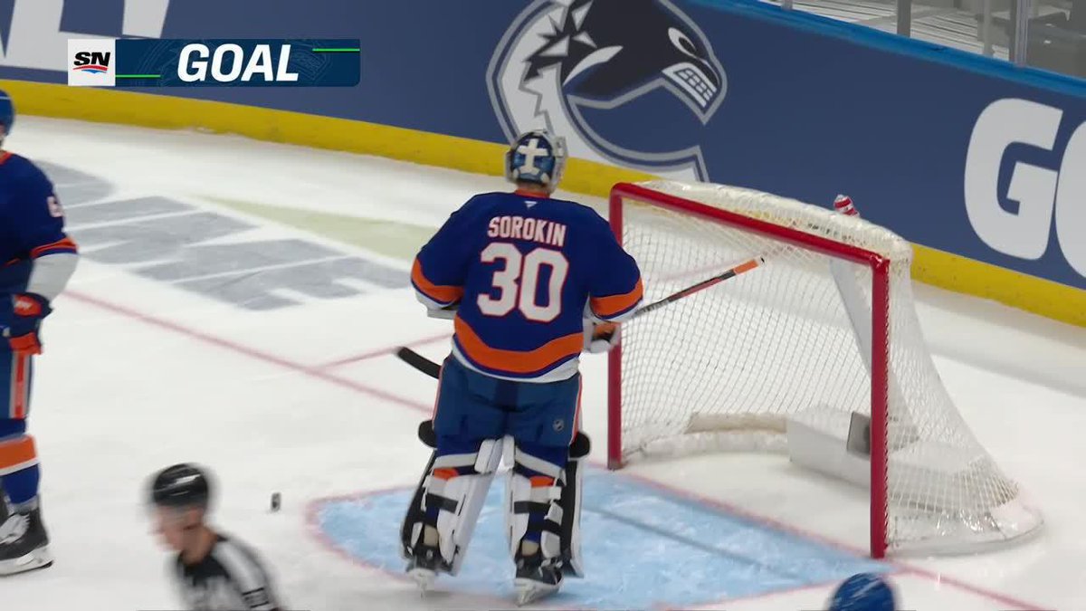 Sherwood tips it top corner! 1-0, #Canucks!