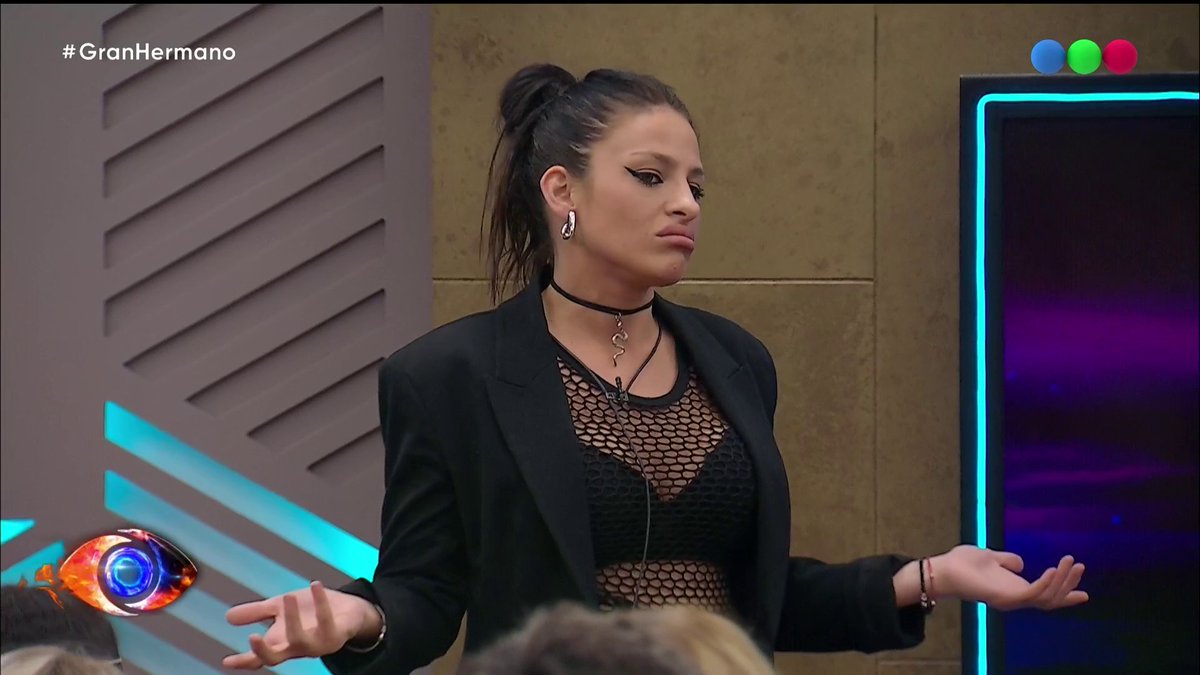 Chiara nominó cara a cara y repartió para todos lados 🐍 tss tss 👁 Mirá #GranHermano en y espiá la casa GRATIS las 24 horas por DIRECTV LatinAmerica DGO