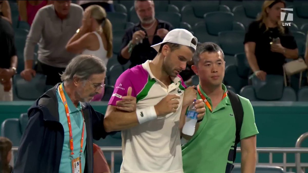 Grigor Dimitrov struggled immensely after his #MiamiOpen quarterfinal win vs Cerundolo 🤕 Will the 🇧🇬 recover in time for his semifinal vs Djokovic/Korda?