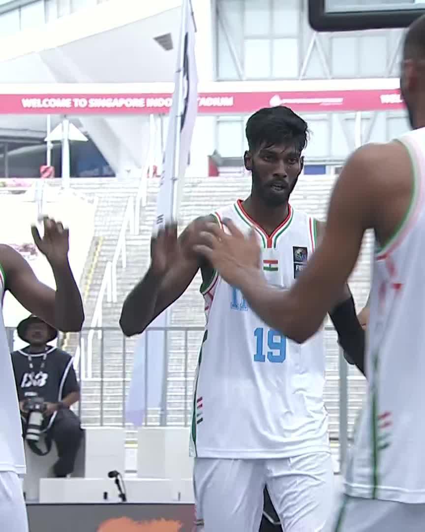 INDIA HAS STUNNED PHILIPPINES 🤯 WR 67 India 🇮🇳 defeated WR 37 Philippines 21-11 to qualify for Main Draw of FIBA 3x3 Asia Cup India remaining unbeaten 3/3 in Qualification! WELL DONE BOYS......!!! 🙌