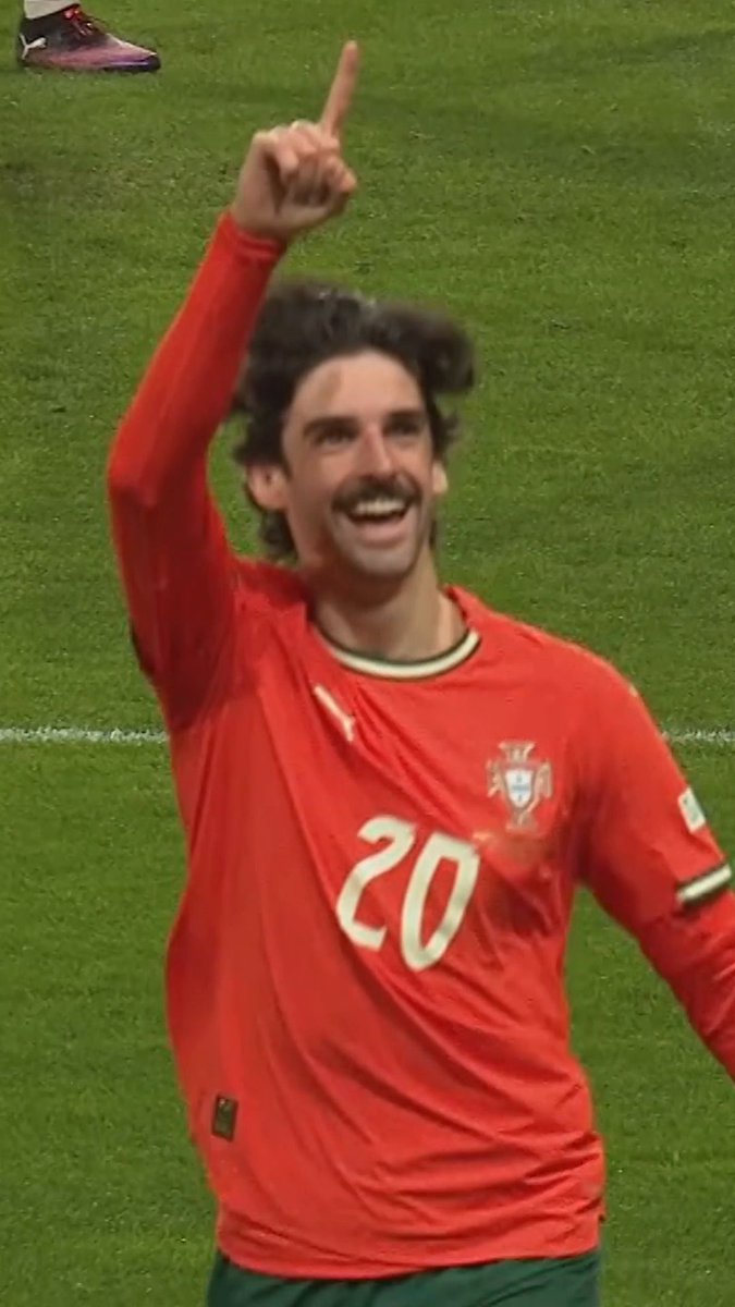 🇵🇹😎 Francisco Trincão (25) with 2 goals off the bench for Portugal. ⚽️⚽️ "Bruno Fernandes said it to me. I have to take advantage and shoot more often whenever I have the ball close to me in the box.", Trincão said after the match. 👏