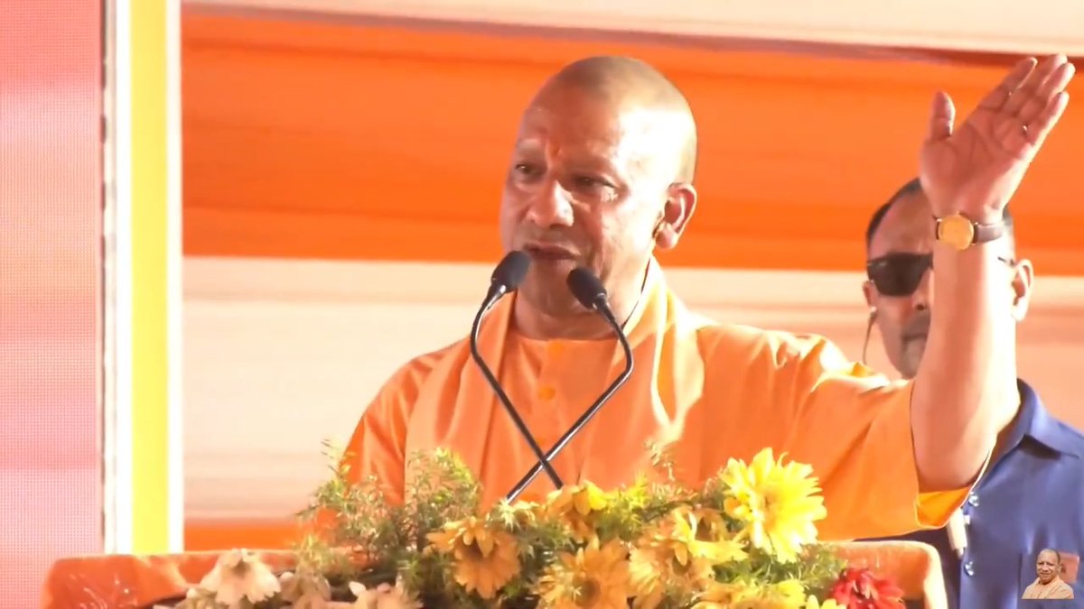 हम लोगों ने तय किया है कि सर्वे करके गंगा एक्सप्रेस-वे को माँ विंध्यवासिनी एवं बाबा विश्वनाथ धाम को जोड़ते हुए पूर्वांचल एक्सप्रेस-वे के साथ जोड़ा जाए...