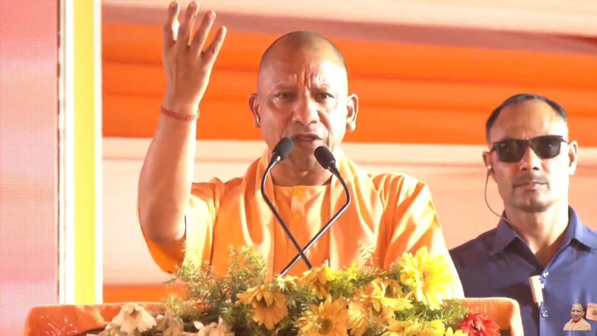 मुख्यमंत्री युवा उद्यमी विकास अभियान के तहत ₹5 लाख तक का ब्याज मुक्त ऋण सरकार दे रही है... उद्यमी बनने की शुरुआत यहीं से होती है...