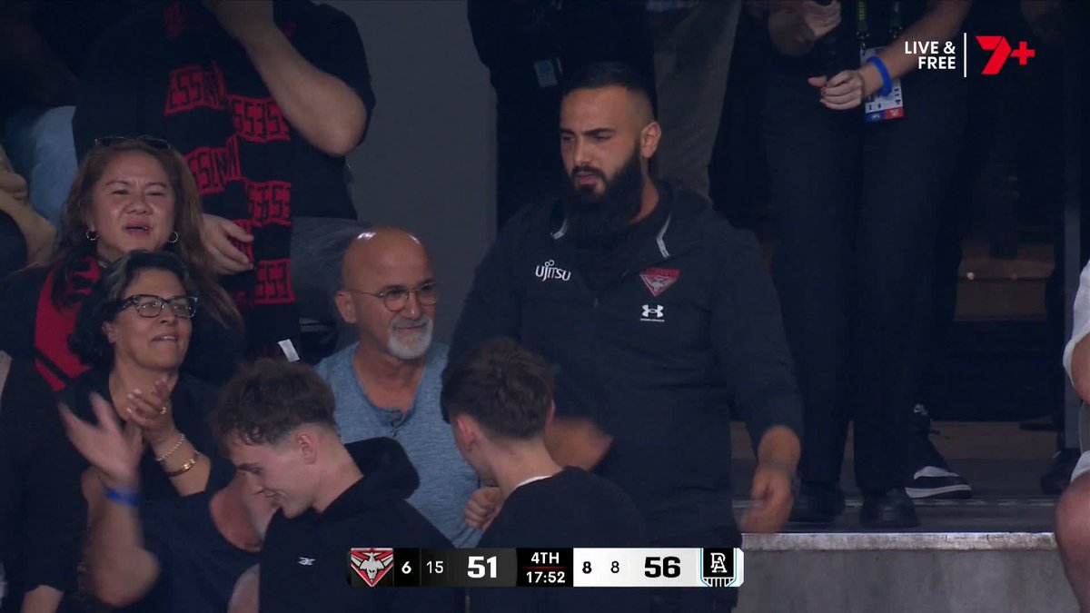 How's this passage of play, Dons fans!!?! Saad El-Hawli take a bow! #AFLDonsPower