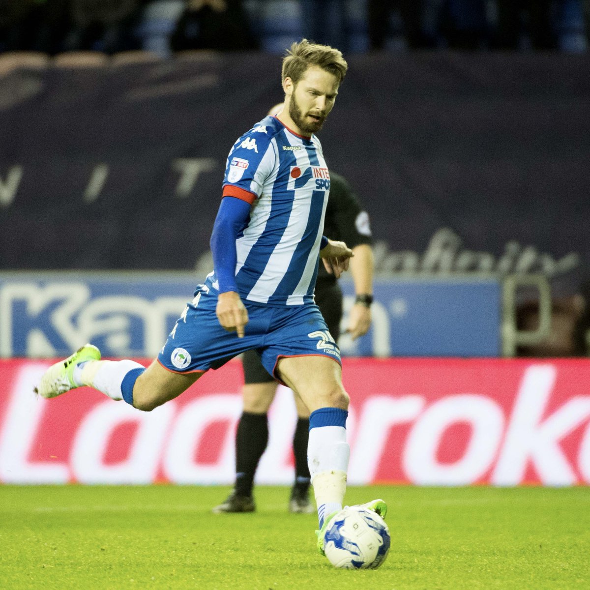 ⏱️ 71’, 72’, 82’... Nick Powell with an 11-minute hat-trick off the bench against Saturday's opponents. 😤 #wafc 🔵⚪️