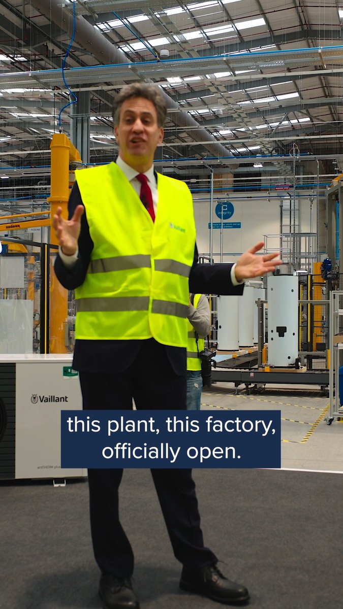 With demand for heat pumps surging, we need to build a homegrown market that reflects and supports the rise in demand. Investments in manufacturing, like this new Vaillant UK plant creating 200 jobs, will make it easier for households to make the switch 👇📽️