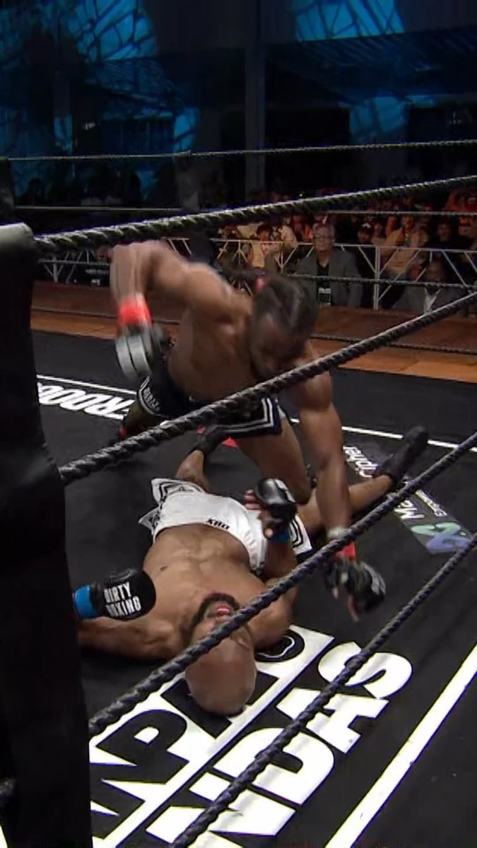 “That looked like Dan Henderson.” The Chief Violence Officer Mike Perry was impressed by Corey Jackson’s vicious KO at Dirty Boxing 1. #DirtyBoxing #DBX1