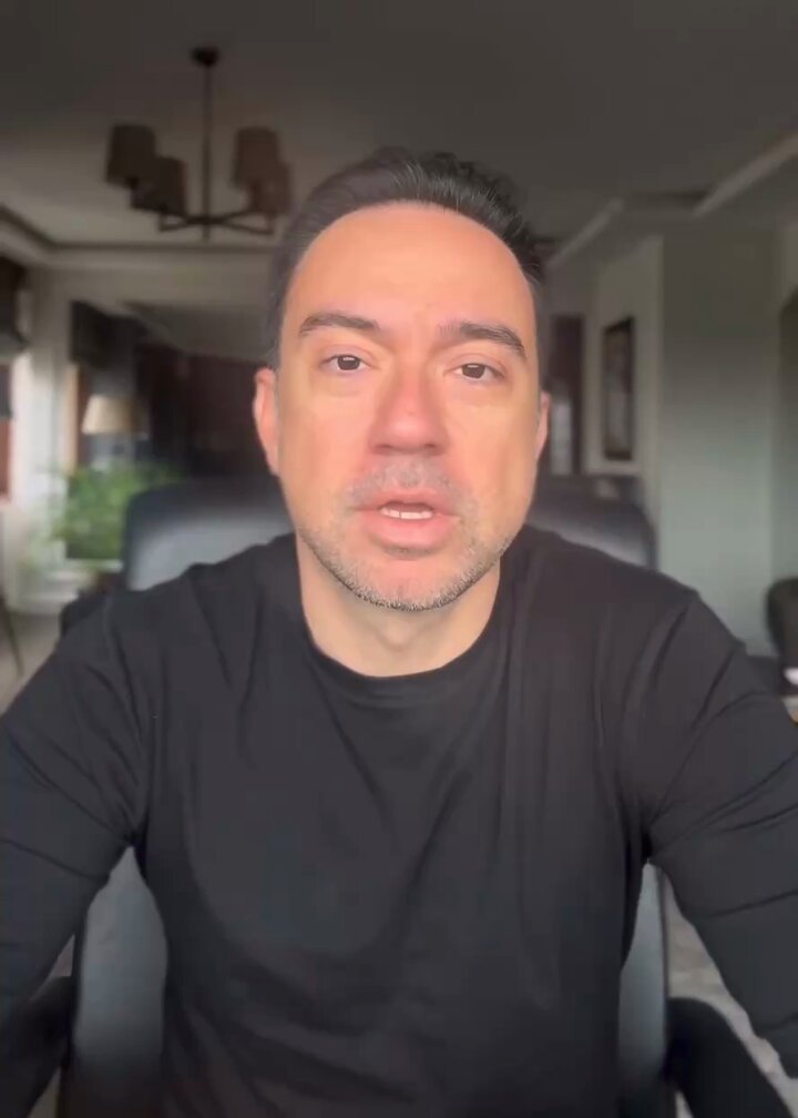 "ünlüler bir tane fön makinesi alırlar, bozuk çıkar, ortalığı ayağa kaldırırlar, ülkede hukuk sistemi yara alır hiç bir ses çıkarmazlar"