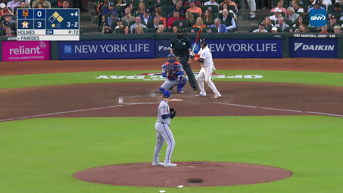 The Mets turn the double play! Vientos ➡️ Acuña ➡️ Alonso
