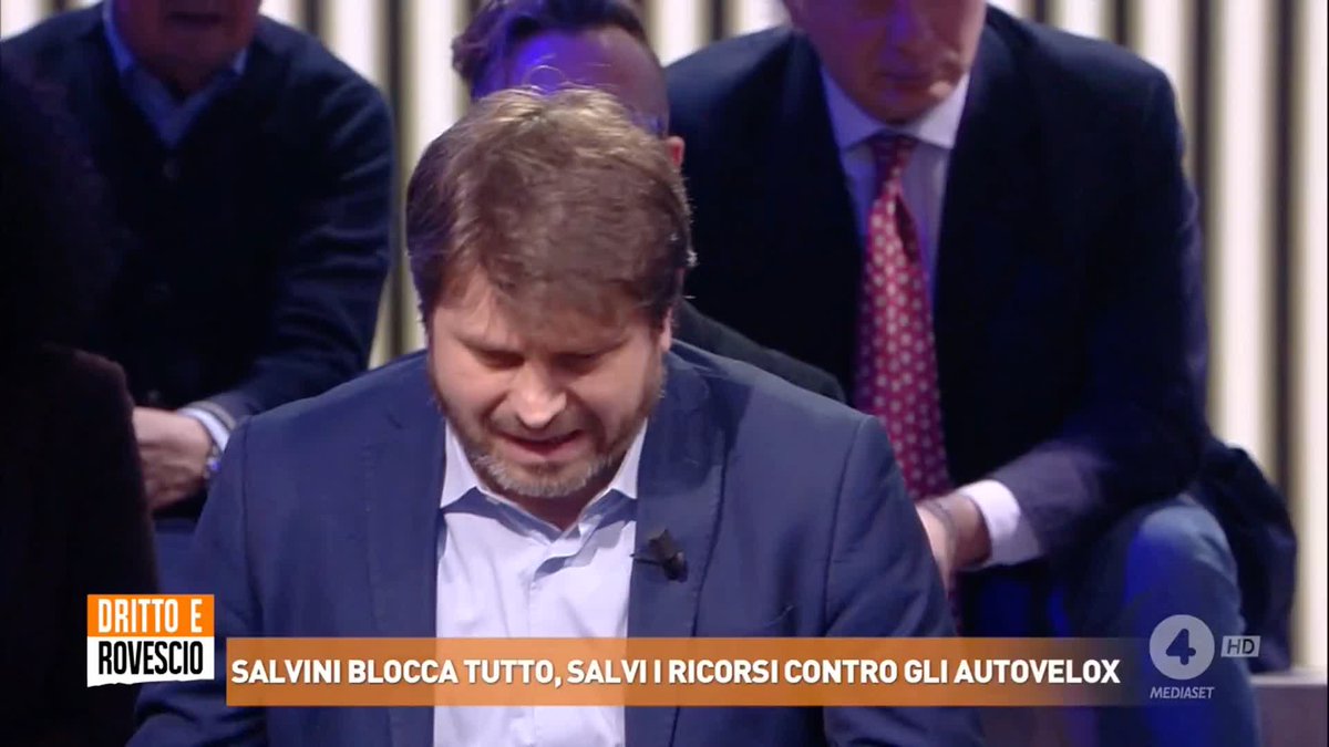 Giovanni Sallusti: "Chi non ammette che in Italia c'è un abuso dello strumento degli autovelox, per saccheggiare le tasche dei cittadini, vive su Marte" Siete d'accordo? #DrittoeRovescio in diretta su #Rete4 e in streaming su Mediaset Infinity