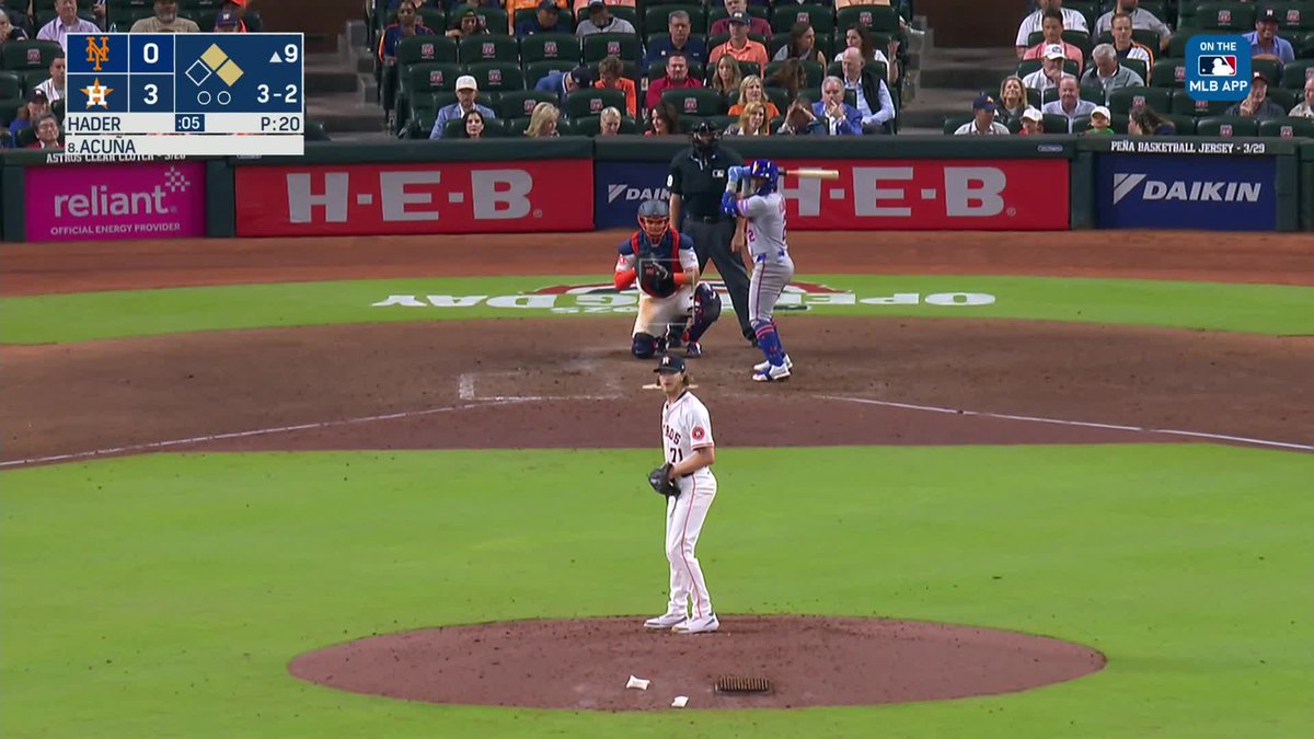 What an at-bat by Luisangel Acuña! He walks on the 12th pitch of the at-bat and Brett Baty loves it 👏