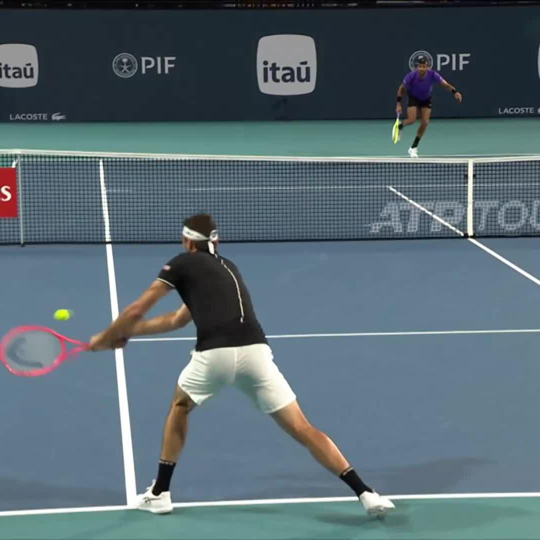 Happy returns 🤩 How does Taylor Fritz handle this Berrettini first serve? #MiamiOpen