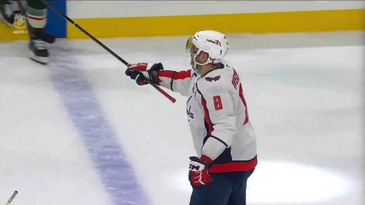 Such a classy move by Ovechkin, making sure the Capitals shook Marc-Andre Fleury’s hand after the game
