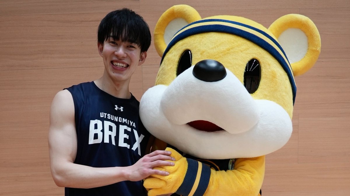 #7 小川選手よりファンの皆さまへ。 マスコットオブザイヤー、#028 ブレッキーへの投票をお願いします。 4/1(火)までの期間中、WEBとB.LEAGUE CARDは毎日投票ができます。 ▼投票はこちらから #ブレッキーにチカラを #ブレッキー #小川敦也 #Bリーグマスコット #BREX