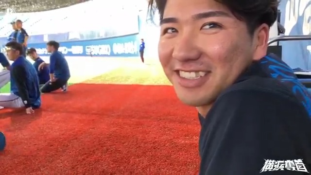 開幕一軍入りを果たしたこちらのルーキーは「緊張している」とのことですが...🤭 #きっと強心臓 #篠木健太郎 選手 #横浜開幕 #横浜奪首 #baystars