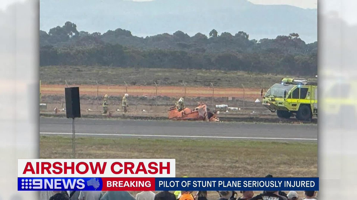 #BREAKING: Police have just confirmed the pilot of a stunt plane which came plummeting down at the Avalon Airshow has survived the crash, but is in a serious condition. The airshow has now been suspended. Ollie Haig #9News