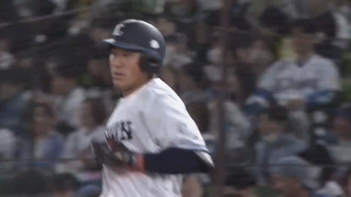 #渡部聖弥 選手がプロ初ヒットをマーク！ ファンの皆さんから大きな歓声が上がります！ #埼玉西武ライオンズ #seibulions #ALLONE #圧倒的至近距離