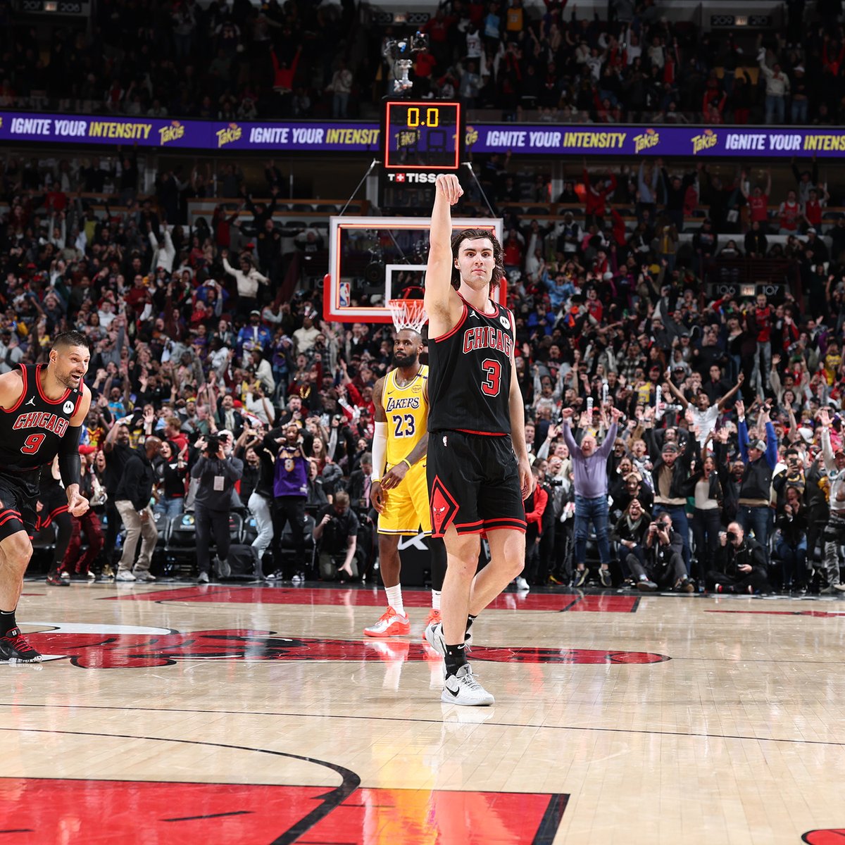 Every 4th quarter bucket from last night's win 😤 Plus500 | #SeeRed