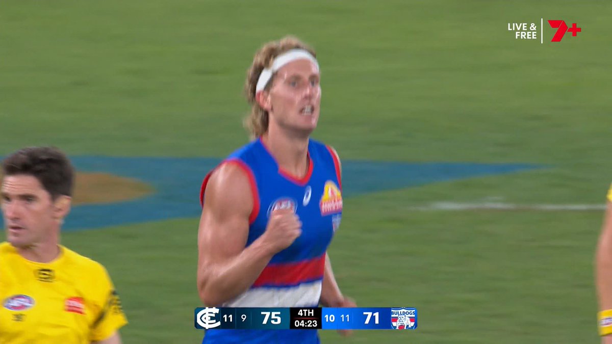 It hadn't been his night, but Aaron Naughton puts the Dogs in front with less than five minutes to go! #AFLBluesDogs