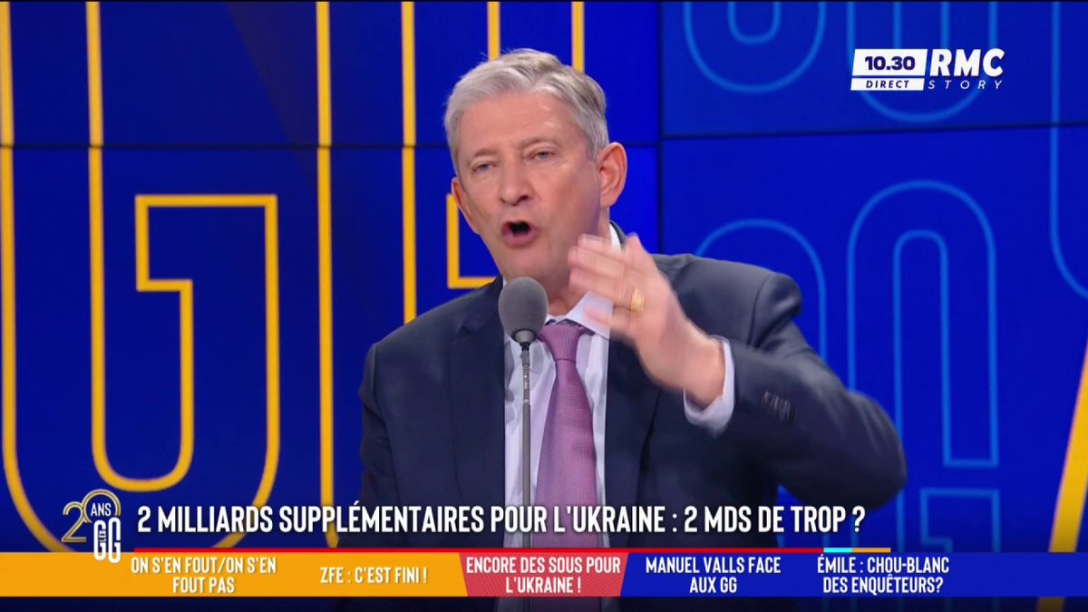 On continue à déshabiller les Armées françaises et il n’y a même pas un Général pour ouvrir sa gueule ! D’accord ?? Merci de retweeter #GGRMC